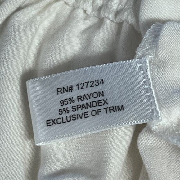 Boston Proper Off The Shoulder White Blue Embroidered Blouse Short Sleeve Small - Picture 8 of 9